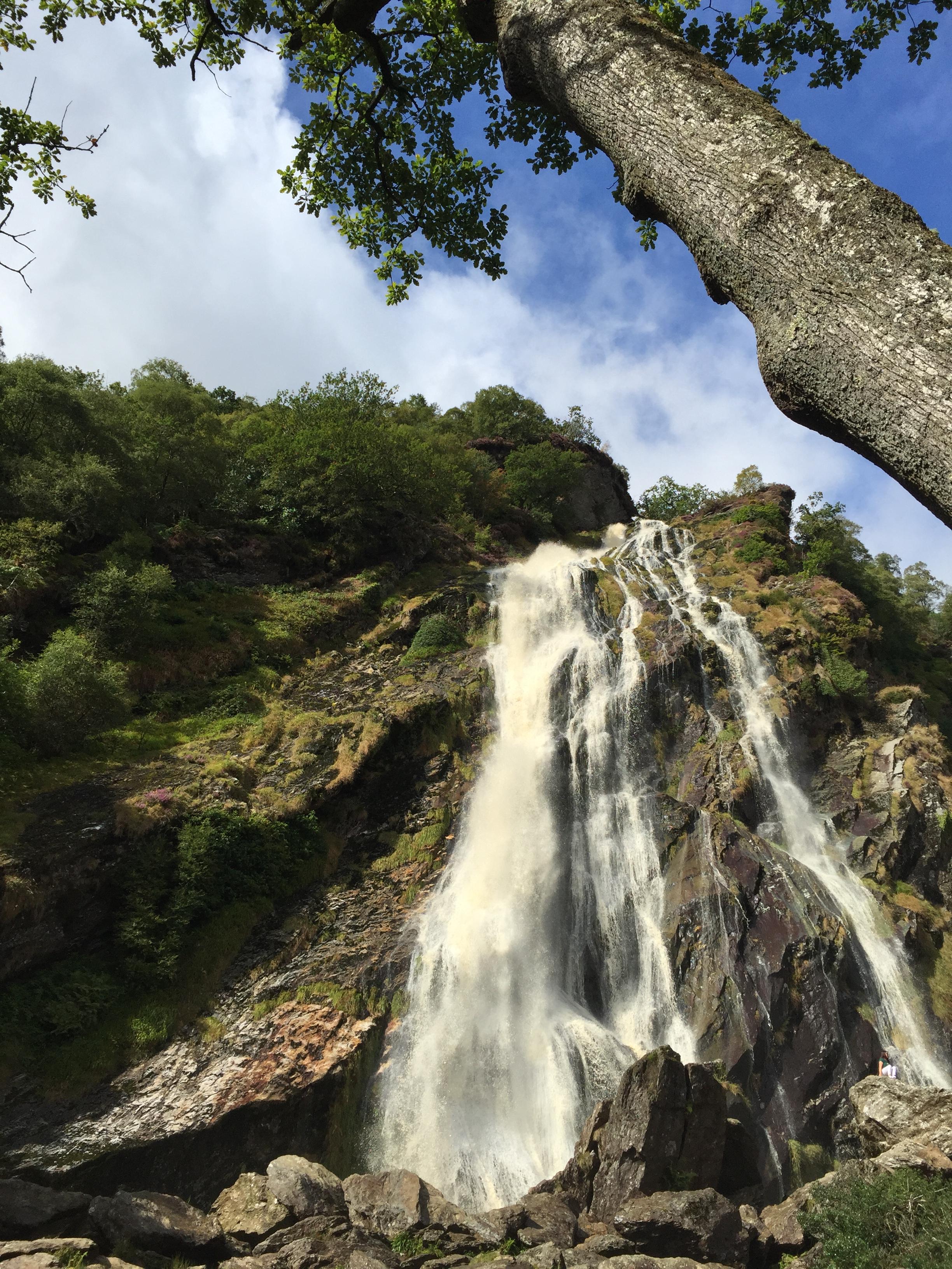 powerscourt_waterfall.jpg