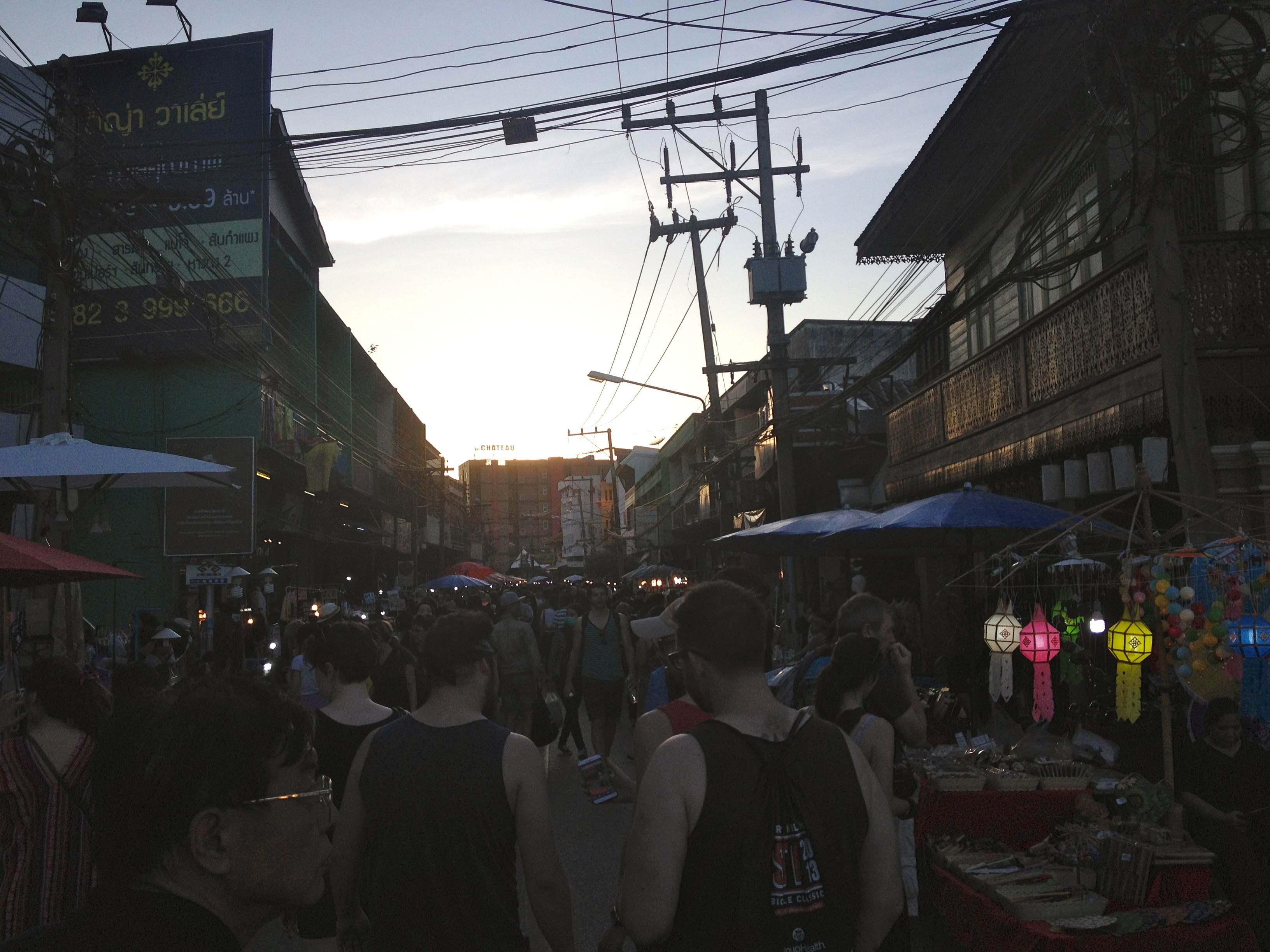 night_market_chiang_mai.jpg